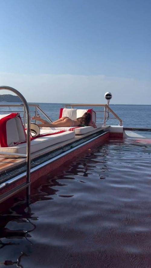 Sofia Vergara shares vacation photos, July 2025 1