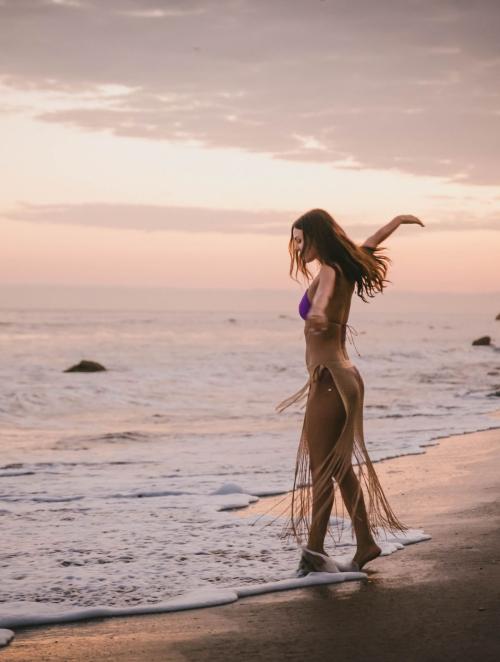 Victoria Justice Gorgeous Instagram Pics July 2025 3