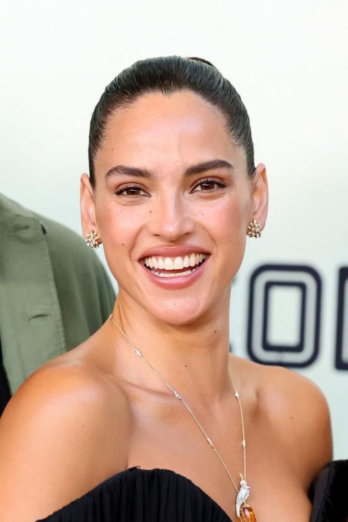 Adria Arjona Splitsville premiere LA, August 2025 3