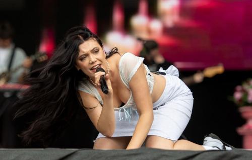 Alessi Rose Performs Leeds Festival, August 2025 1