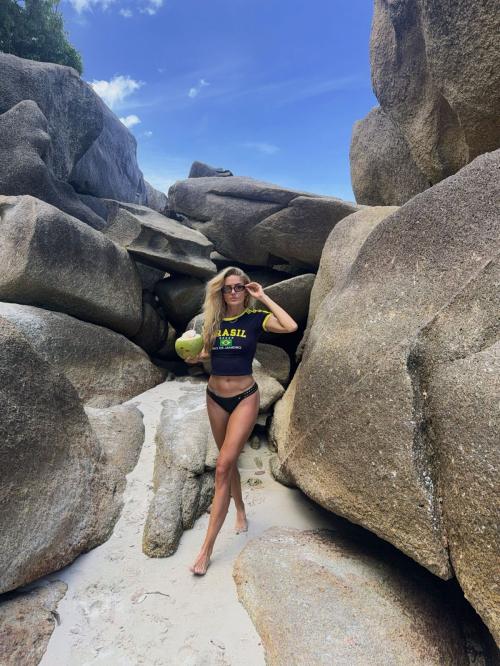 Alica Schmidt Instagram pics, August 2025 3