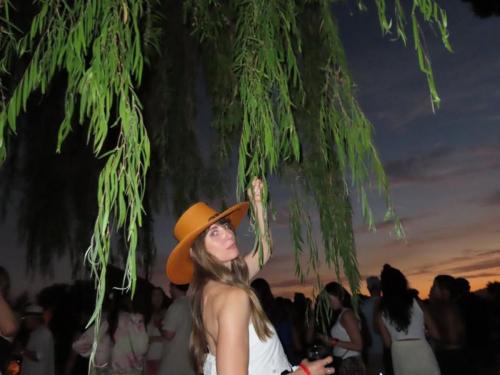 Alison Brie shows playful Instagram photos, August 2025 5