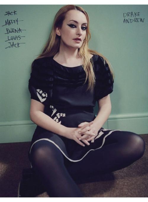 Amelia Dimoldenberg 10 Magazine Australia, March 2023