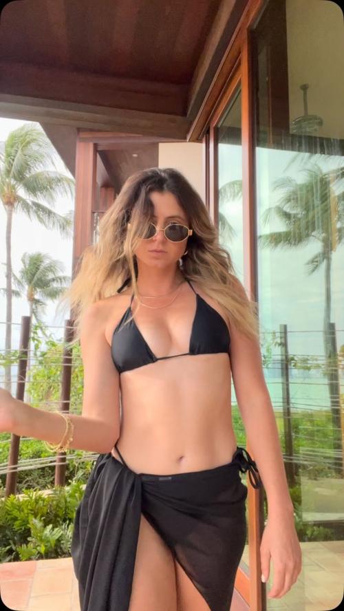 Anastasia Ashley shines in Instagram photos, August 2025 5