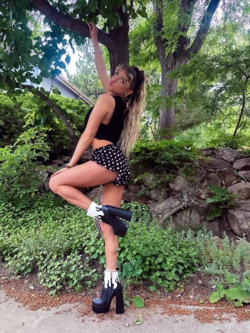 Anne Winters Instagram pics, August 2025 7