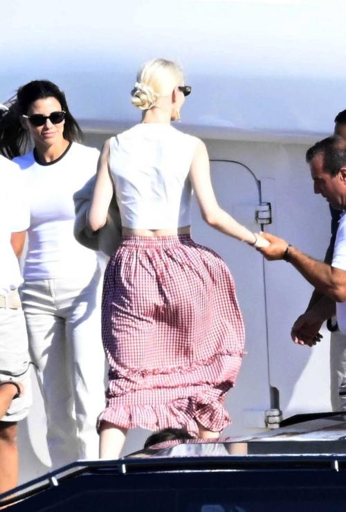 Anya Taylor-Joy & Nina Dobrev yacht in Mykonos, August 2025 8
