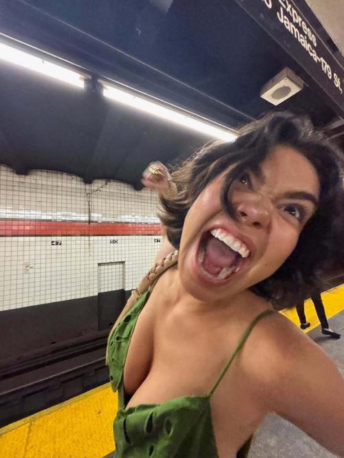 Auli’i Carvalho Instagram Photos, August 2025