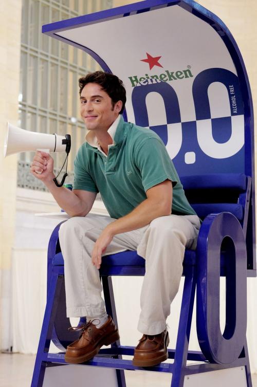 Benito Skinner for Heineken 0.0 Overcompensating, August 2025 1