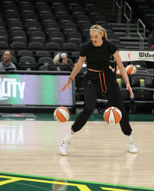 Cameron Brink sporty Instagram shots, August 2025 5