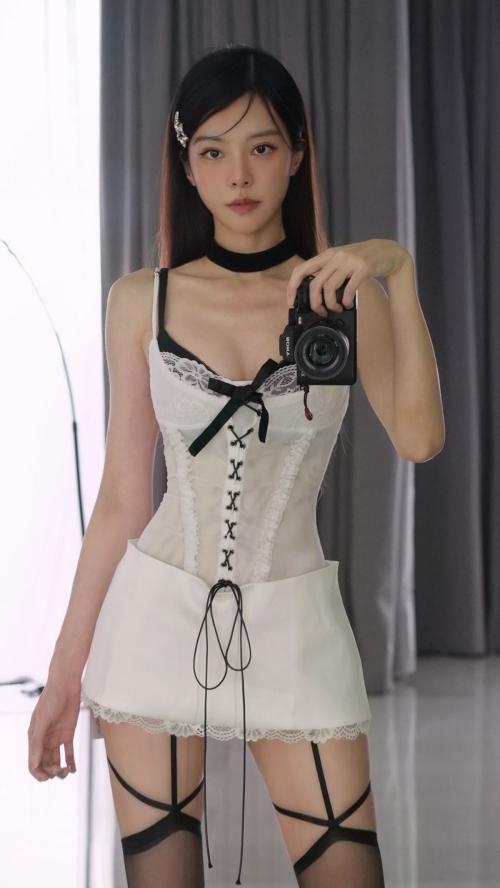 Cathryn Li Instagram pics, August 2025