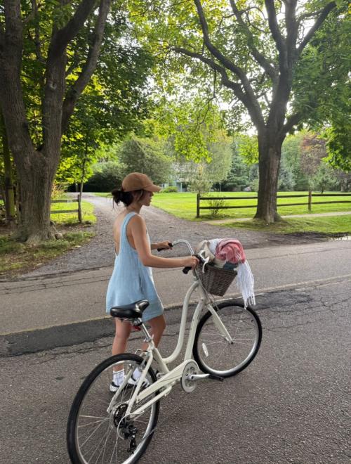 Caylee Cowan shares Instagram style snaps, August 2025 5