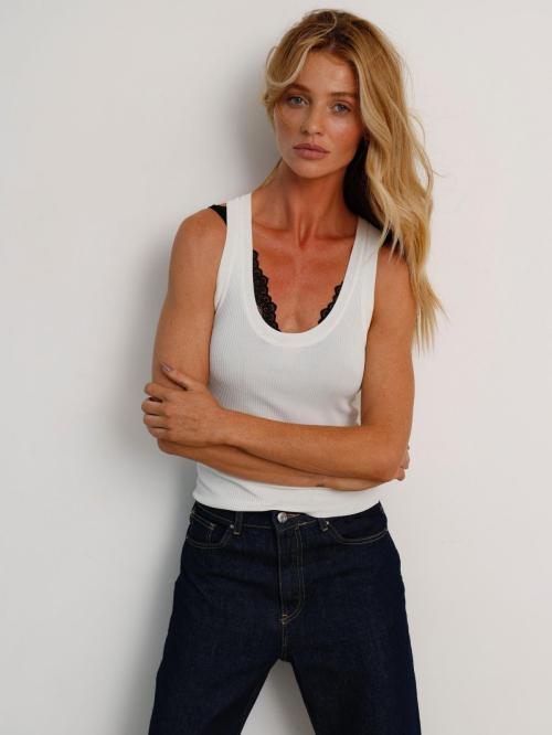 Cintia Dicker Instagram pics, August 2025 1