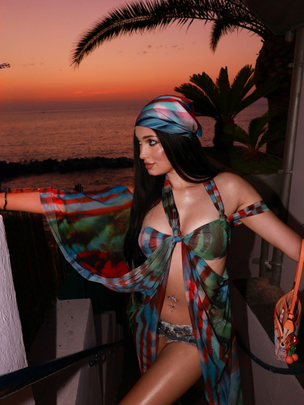 Daria Zaritskaya chic Instagram gallery, August 2025