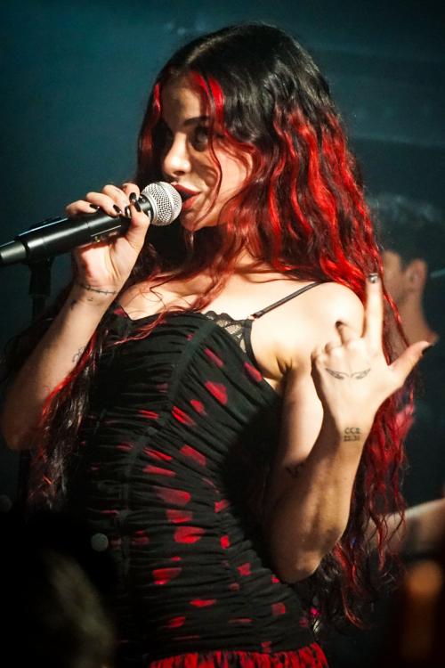 Ellise Gitas performs at Moroccan Lounge LA, August 2025 2