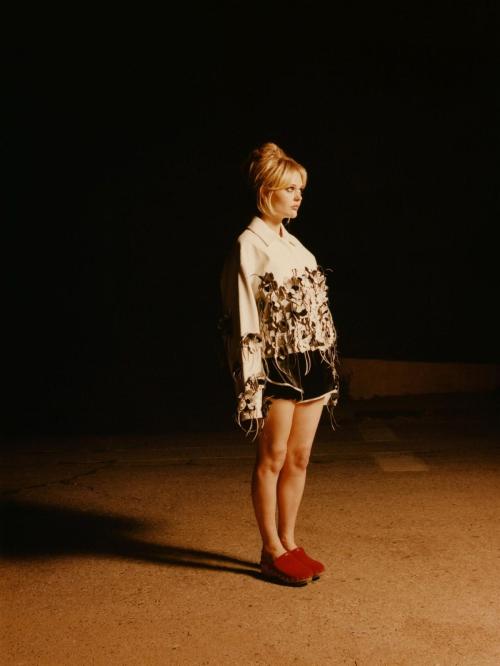 Emily Alyn Lind for Schon Magazine, August 2025 1