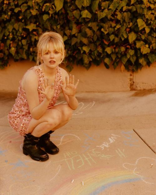 Emily Alyn Lind for Schon Magazine, August 2025 5