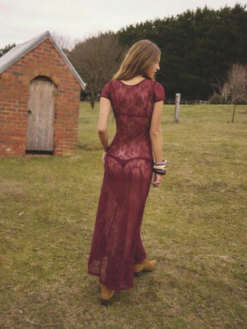 Emily Feld for Aralina clothing 2025 27