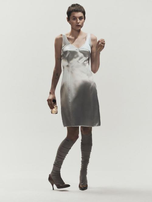 Emma Corrin fronts Miutine fragrance by Miu Miu, 2025 3