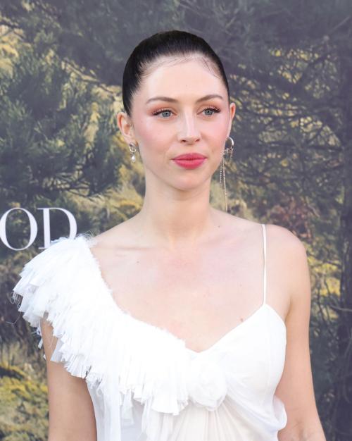 Hermione Corfield at Outlander premiere in LA 5