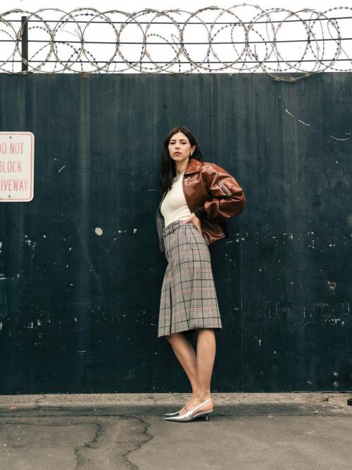 Hermione Corfield elegant Instagram looks, August 2025 3