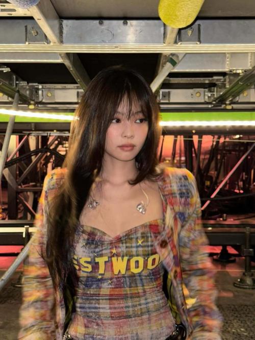 Jennie Deadline Tour portraits, August 2025 3