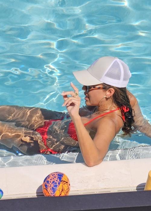 Jessica Alba in Bikini at a Pool Miami, August 2025 10