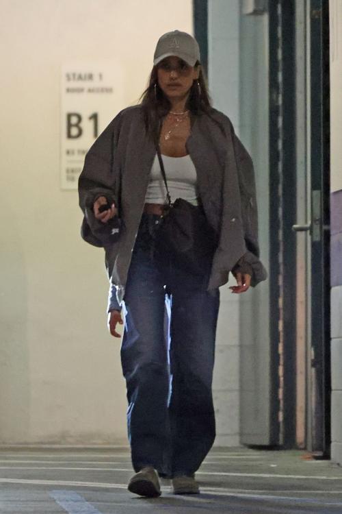 Jessica Alba LA outing, August 2025