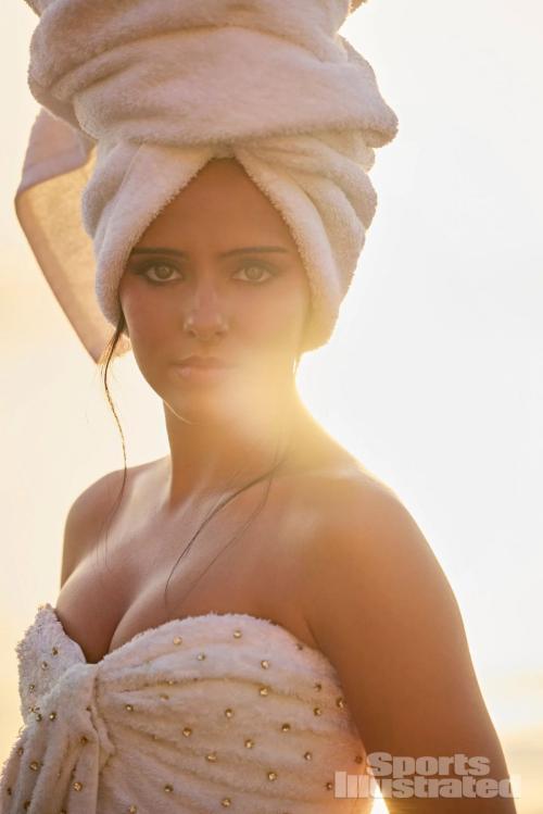 Jessie Murph Sports Illustrated Swimsuit Digital, July 2025 10