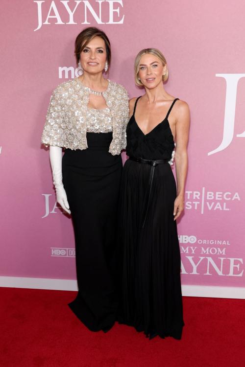 Julianne Hough My Mom Jayne Premiere, June 2025 2