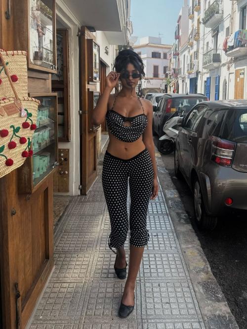 Kaaviya Sambasivam Instagram pics, August 2025 7