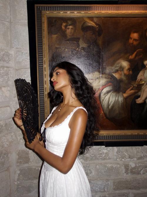 Kaaviya Sambasivam Instagram pics, August 2025 5