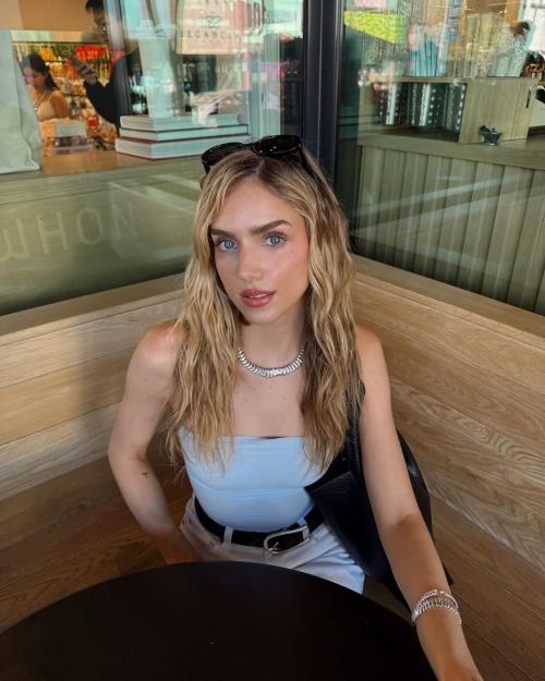 Kari Riley Instagram pics, August 2025 19