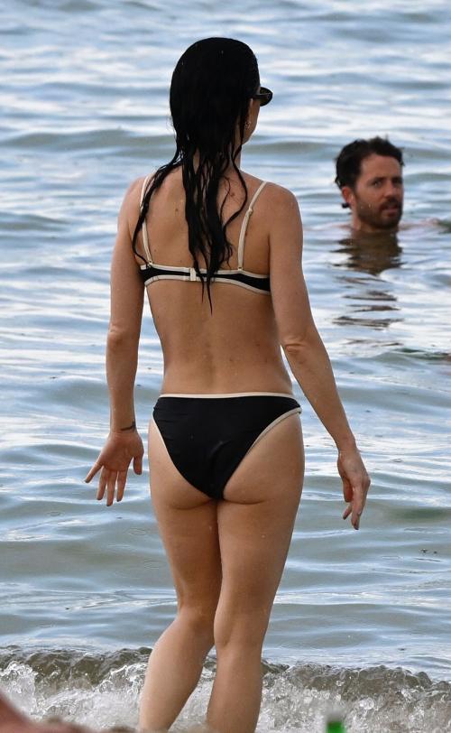 Katy Perry in bikini Miami beach, August 2025 7