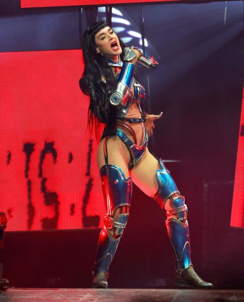 Katy Perry live in Nashville, August 2025 4