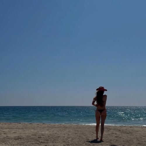 Larsen Thompson shares stylish Instagram photos, August 2025 1