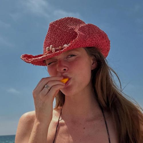 Larsen Thompson shares stylish Instagram photos, August 2025 7