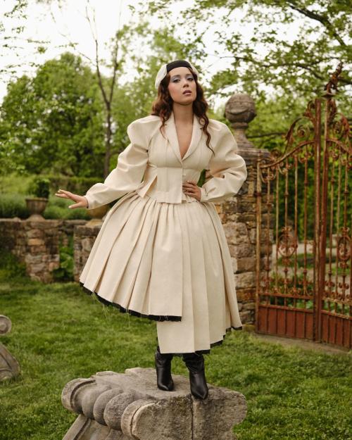 Laufey for Vogue Scandinavia, Aug 2025 8