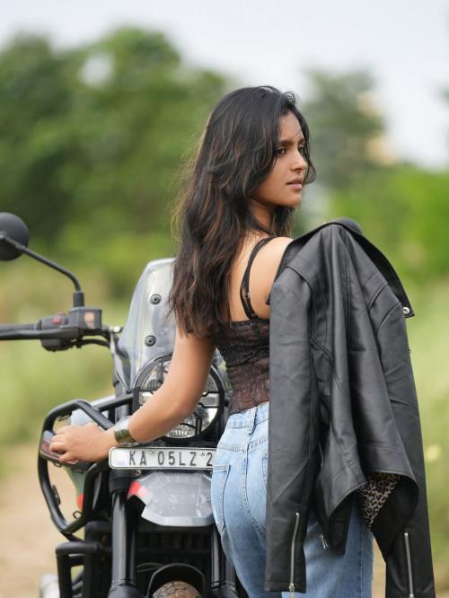 Leonilla Swetha Dsouza at a photoshoot, Aug 2025