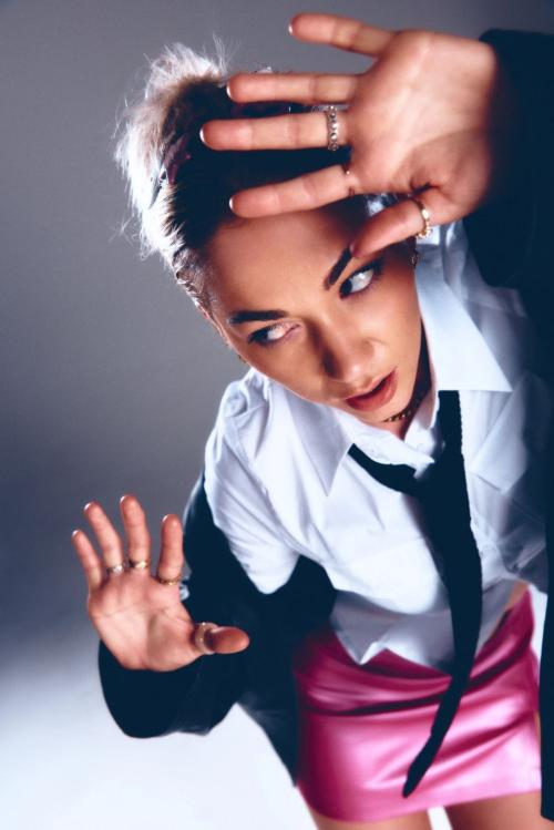 Lo Lauren Vingt Sept magazine feature, May 2025 6