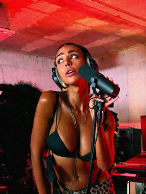Madalina Ghenea shares Instagram photos, August 2025 4