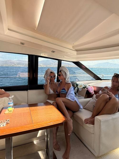 Maddy Cheary stuns in Instagram photo, August 2025 3
