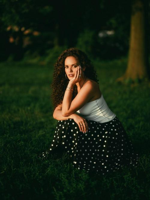 Madison Pettis chic look in photoshoot, August 2025 9