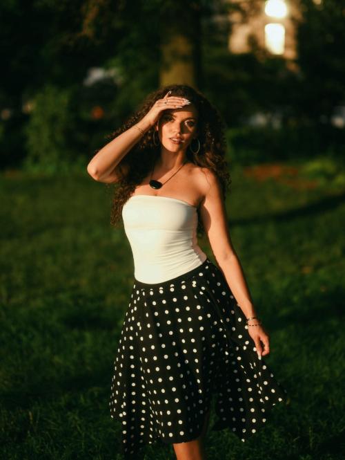 Madison Pettis chic look in photoshoot, August 2025 10