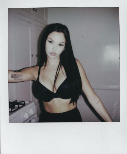 Maggie Lindemann posts Instagram photos, August 2025 6