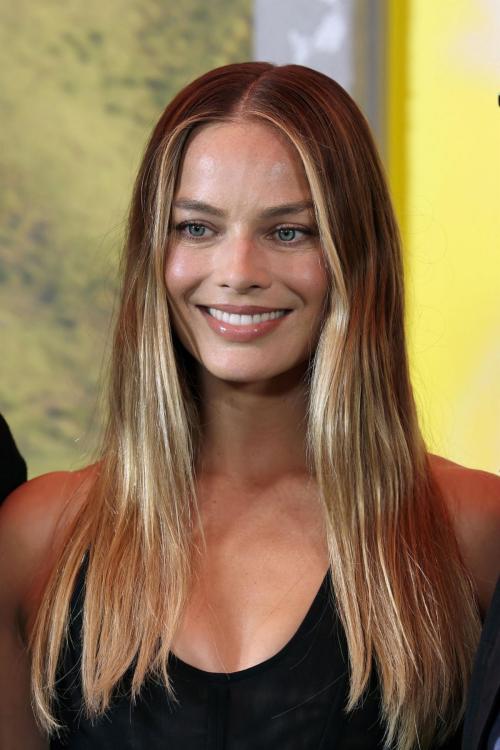 Margot Robbie Big Bold Beautiful photocall LA, August 2025 1