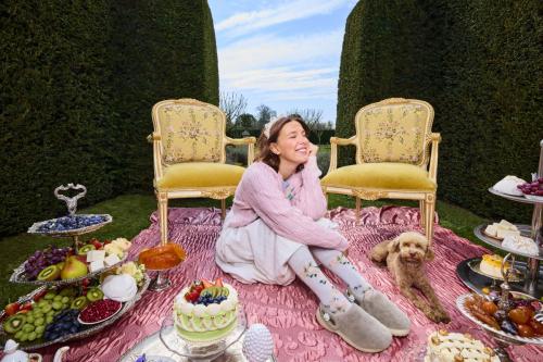 Millie Bobby Brown Crocs Unfurgettable Clog Campaign, August 2025 3