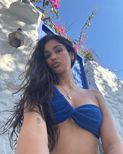 Naaz Torbati shares Instagram photos and videos, August 2025 9