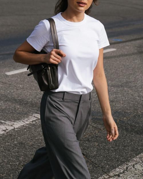 Nailea Devora Uniqlo USA campaign, August 2025 7