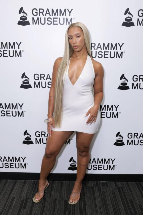 Naomi Sharon Performs at GRAMMY Museum LA, August 2025 6