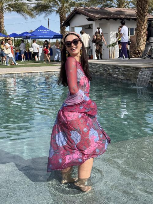 Natasha Blasick enjoys a beach day in Santa Monica, August 2025 1